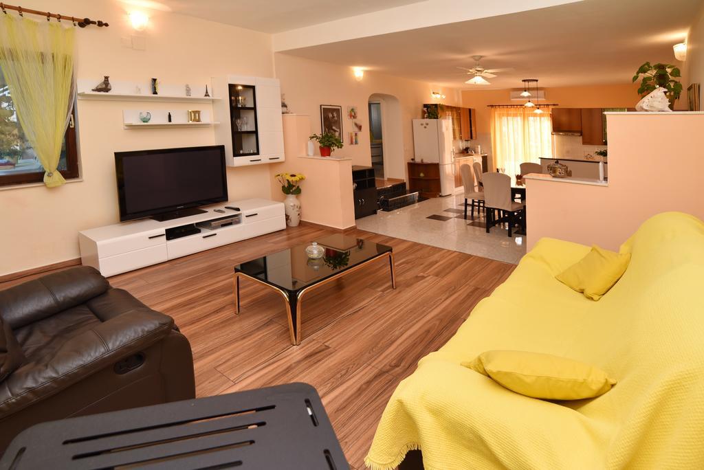 Apartment Enjoy You Split Exterior photo