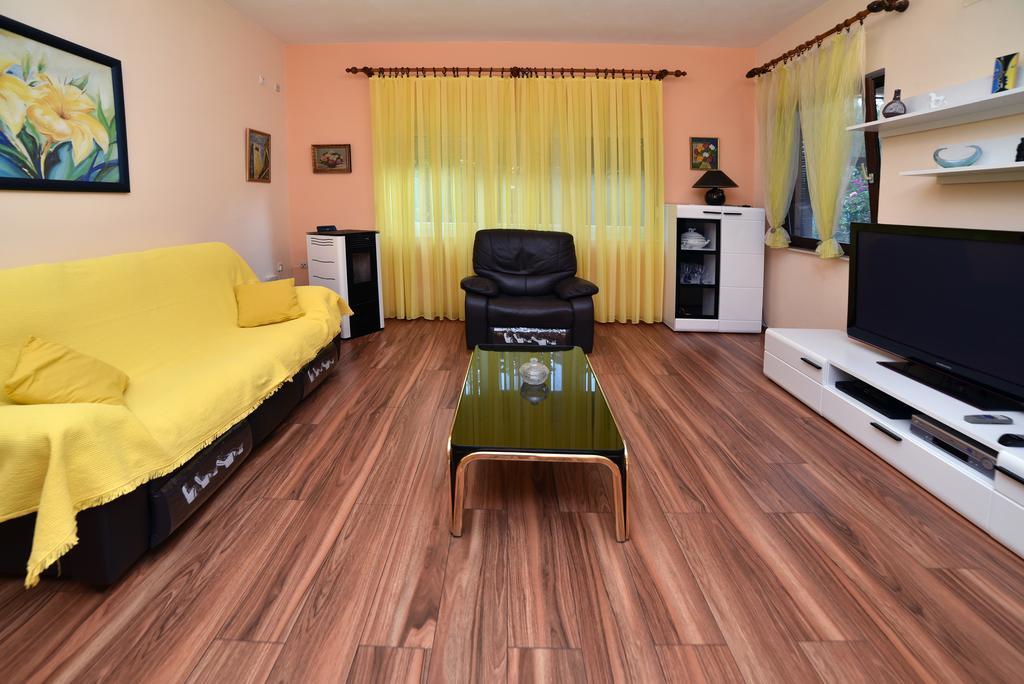 Apartment Enjoy You Split Exterior photo